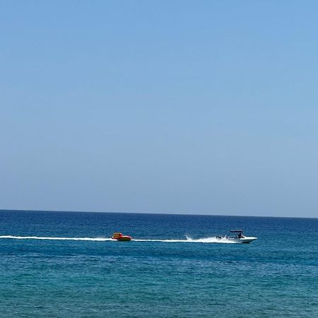 פרוטאראס Villa Naxos מראה חיצוני תמונה
