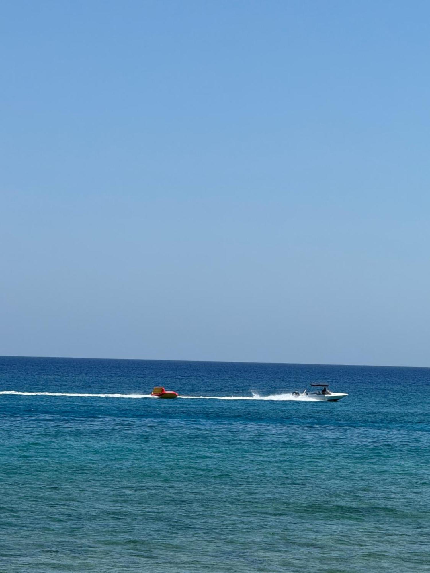 פרוטאראס Villa Naxos מראה חיצוני תמונה